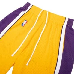 09 LA Lakers Swingman Short | Gold 9 09 LA Lakers Swingman Short | Gold -Daily Fashion 09 la lakers swingman shorts gold 451565