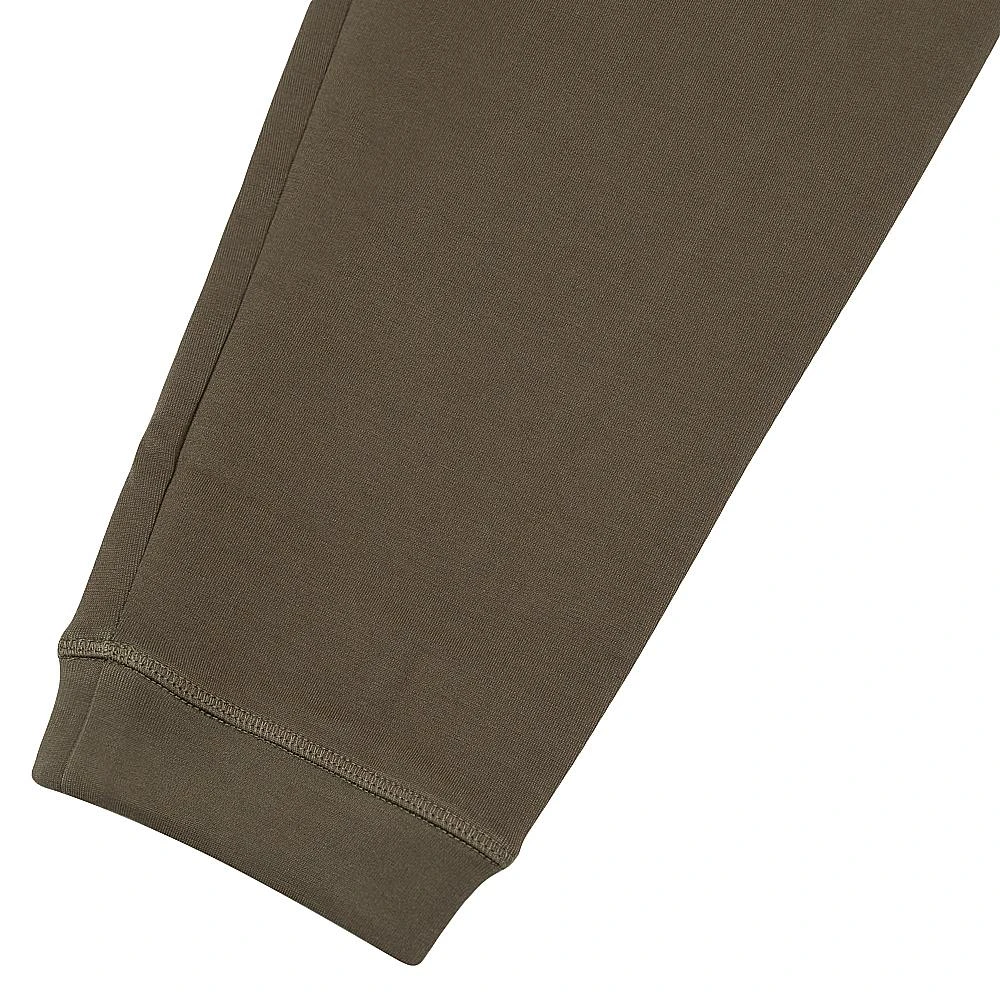 Lacoste Badge Sweatpant | Army 6 Lacoste Badge Sweatpant | Army - Image 4