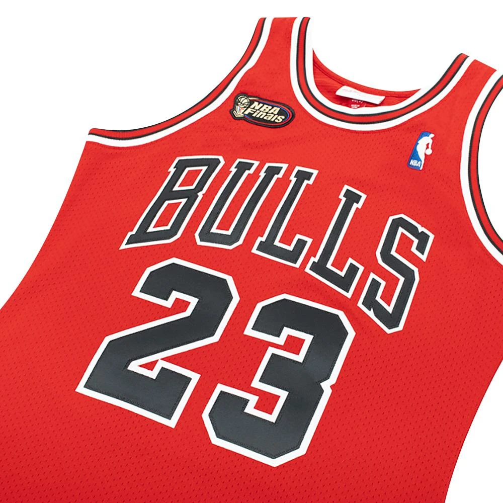 Michael Jordan 97/98 Finals Auth Chi. Bulls Jersey | Red 5 Michael Jordan 97/98 Finals Auth Chi. Bulls Jersey | Red - Image 3