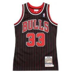 Scottie Pippen 1995 Auth Chic. Bulls Jersey | Pinstripe