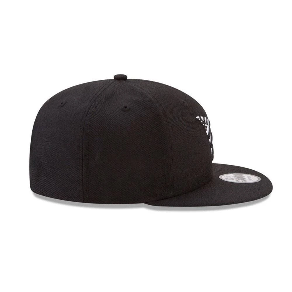 The Original Crown Snapback | Black Undervisor 5 The Original Crown Snapback | Black Undervisor - Image 3